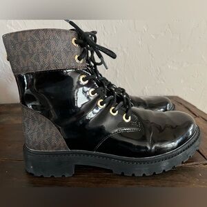Michael Michael Kors MK Pattern Alistair Lace Up
Booties Black & Brown Women’s 5